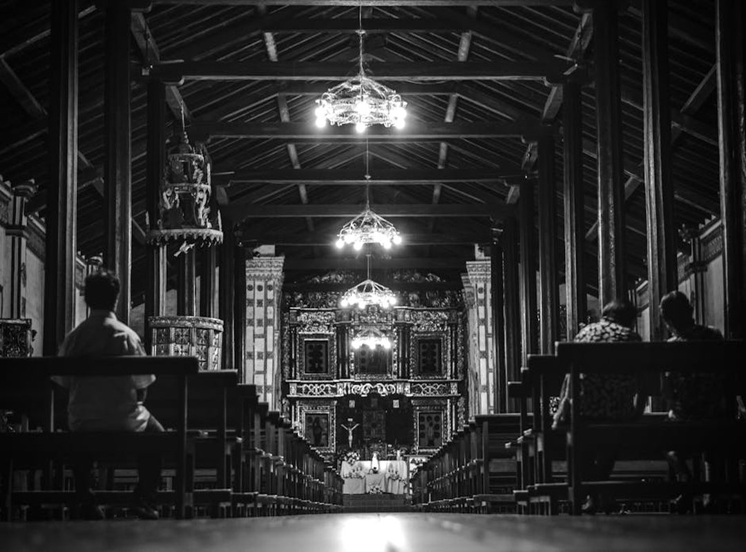 Ideas de Atuendos Femeninos para Tu Espejo de Fotos